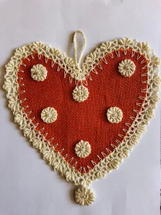 donna-cosmaria-bigliettino-artigianale-cuore-rosso-canapa-invertito